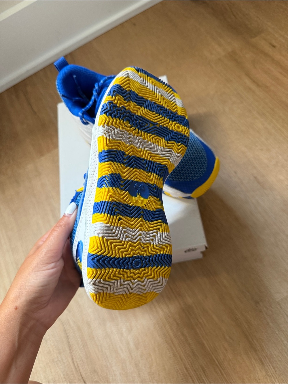 Under Armour Curry Shoes - Picture 3 of 6